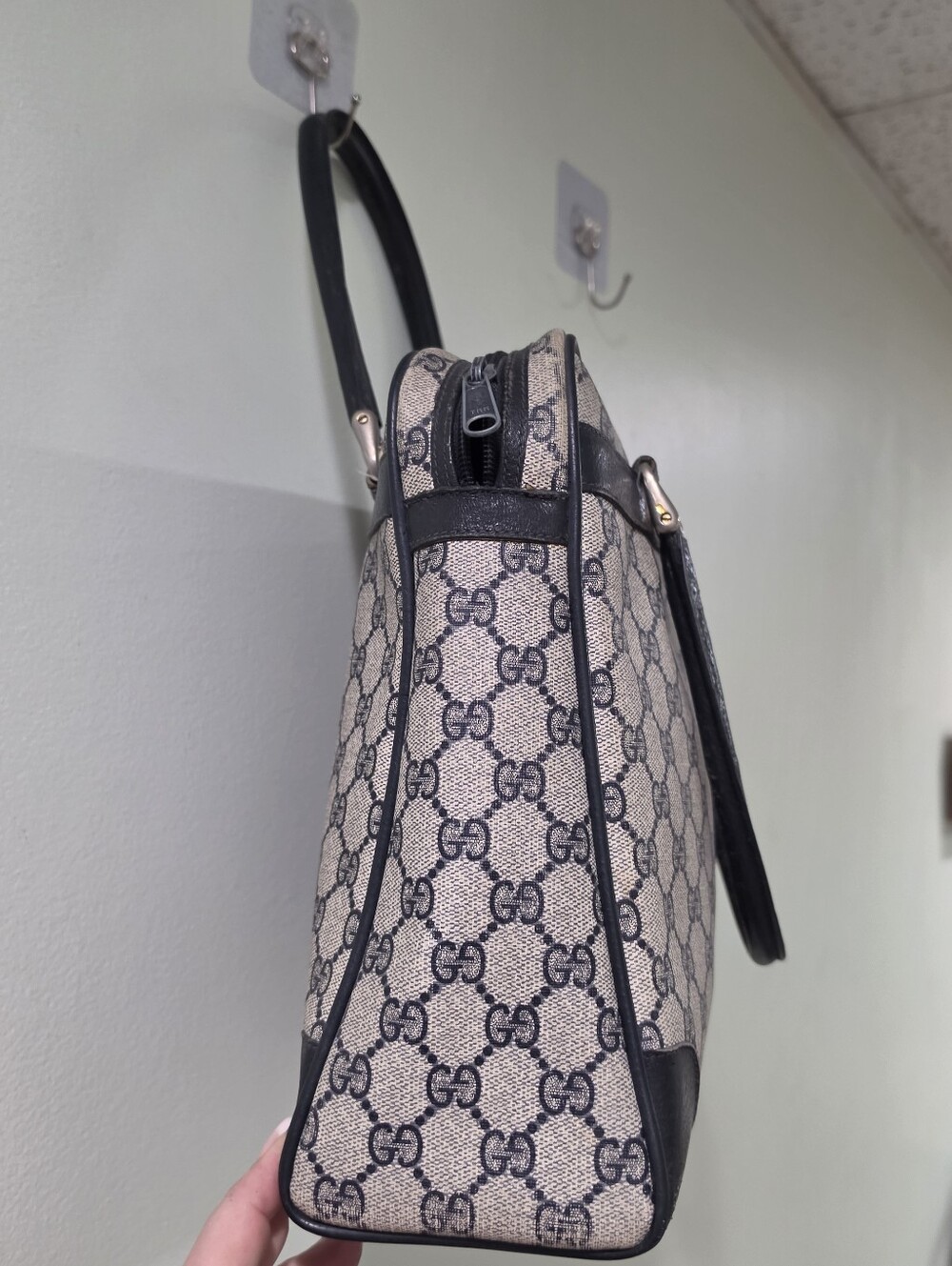 Gucci Italy GG Canvas Vintage Sherry Line Accessory Collection Bag 904 02 015 - Picture 6 of 12
